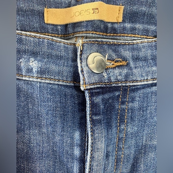 Joe’s Jeans High Rise Distressed Crop Size 28 - Picture 4 of 10